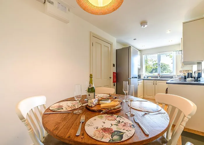 Апартаменты 2 Orchard Leigh Austwick